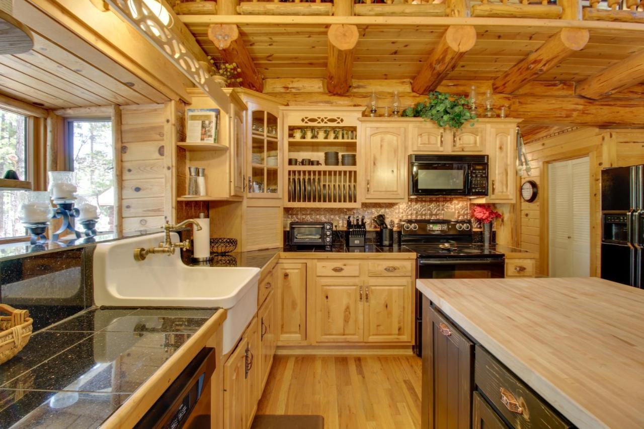 Lakeside Cabin On 2 Acres With Fire Pit And Hot Tub! Пайнтоп-Лейксайд Екстер'єр фото