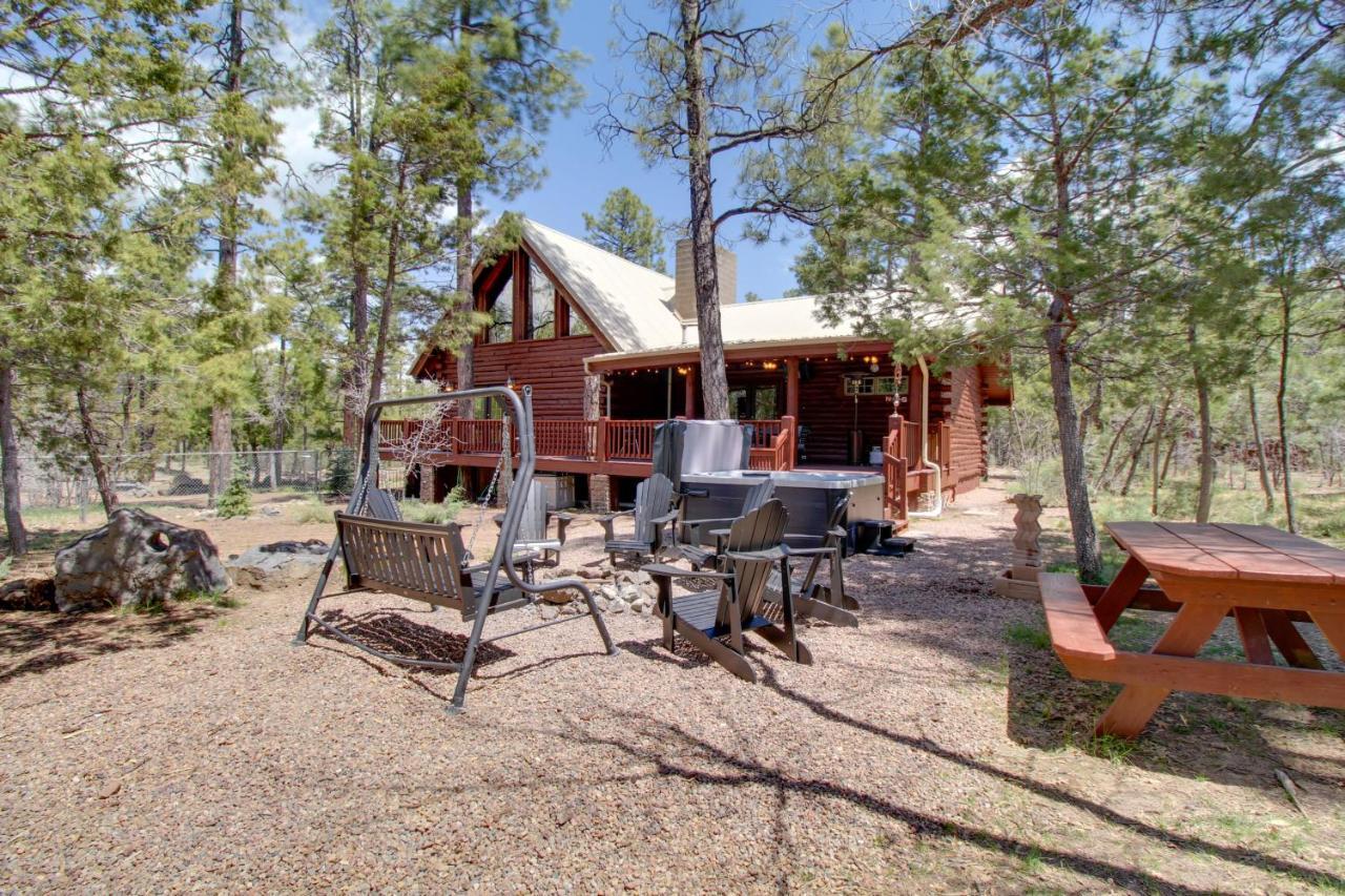 Lakeside Cabin On 2 Acres With Fire Pit And Hot Tub! Пайнтоп-Лейксайд Екстер'єр фото